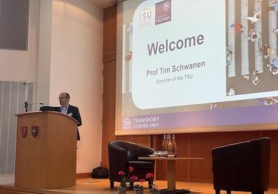Professor Tim Schwanen presenting