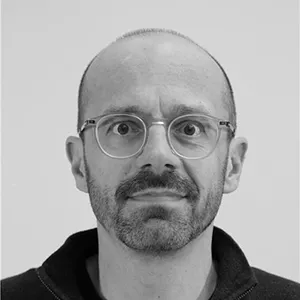 Professor Tim Schwanen